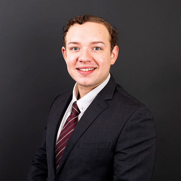 Esteban Rosado / Associate