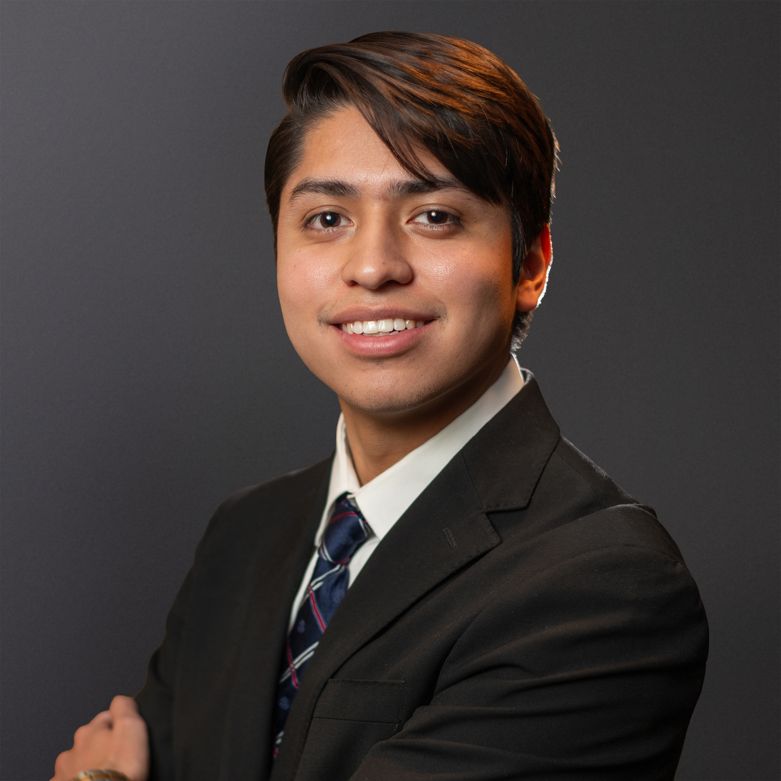 Diego Molina / Associate